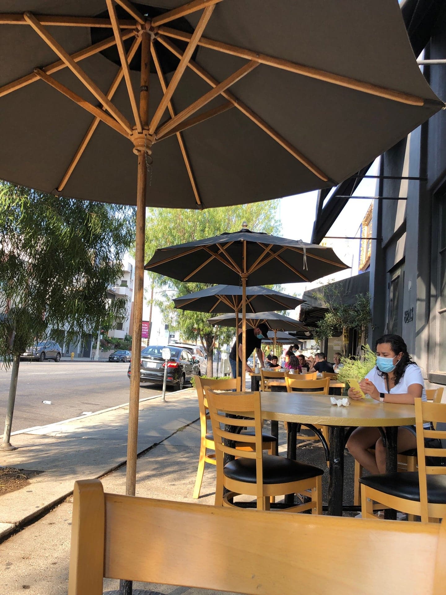 toast bakery cafe, a cafe in West Hollywood