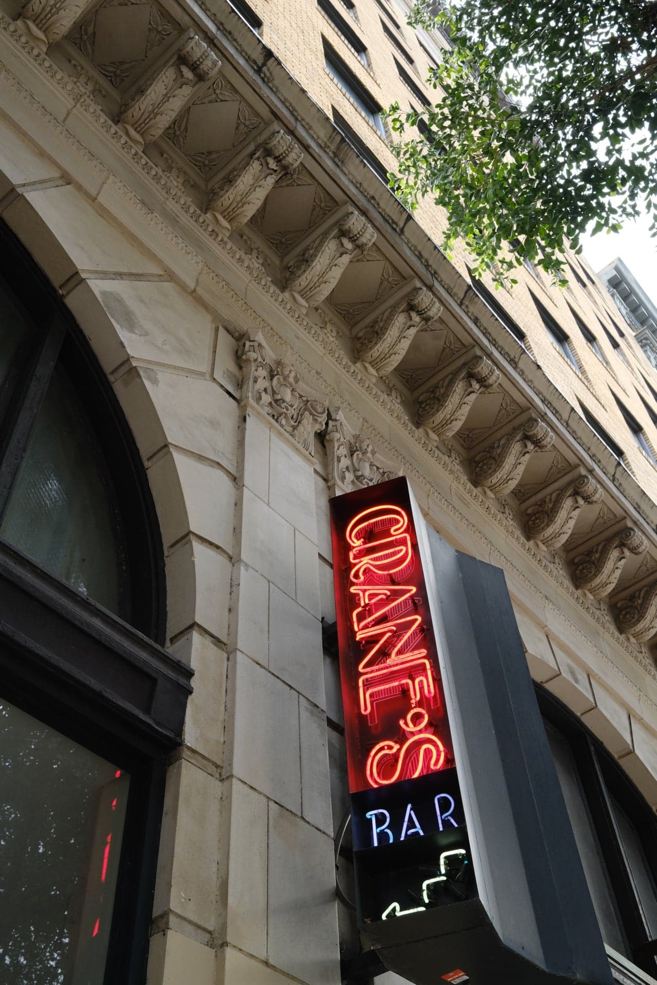 Crane's Bar, a bar in Los Angeles
