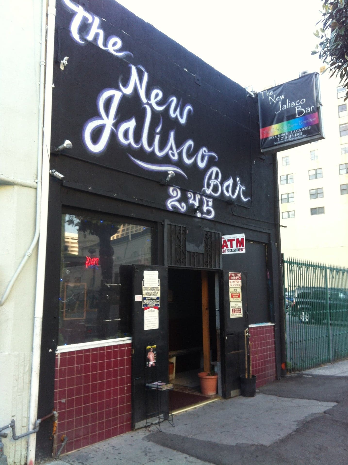 The New Jalisco Bar, a bar in Los Angeles